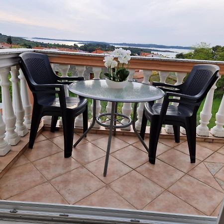 Apartment Vilic Πούλα Εξωτερικό φωτογραφία