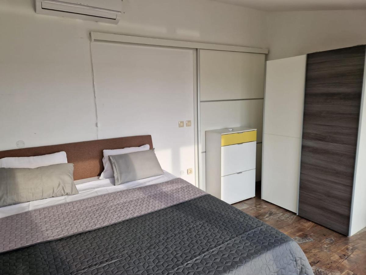 Apartment Vilic Πούλα Εξωτερικό φωτογραφία