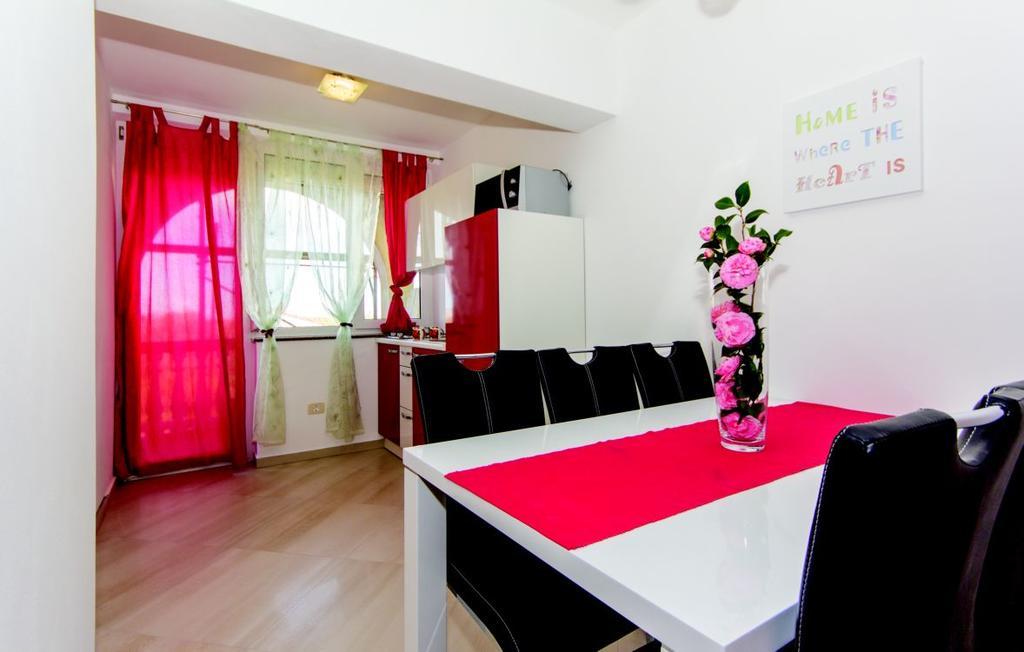 Apartment Vilic Πούλα Εξωτερικό φωτογραφία