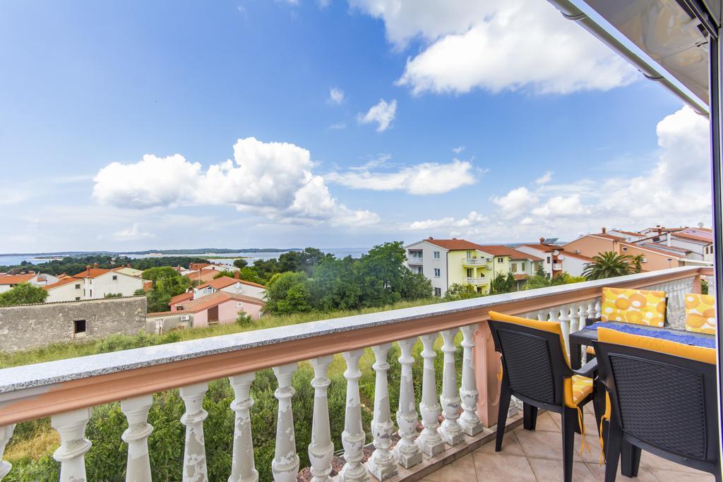 Apartment Vilic Πούλα Εξωτερικό φωτογραφία