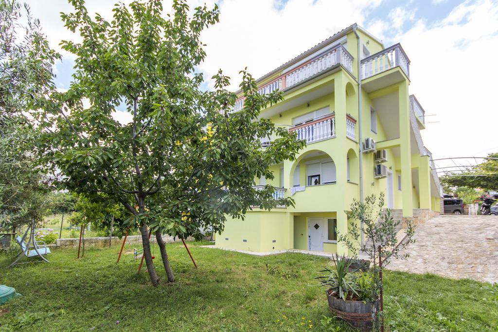 Apartment Vilic Πούλα Εξωτερικό φωτογραφία